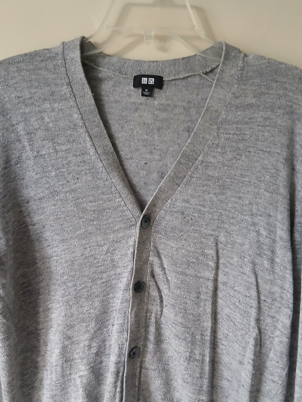 Uniqlo Linen Men's Gray V-Neck Button Cardigan